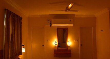 Hotel Ess Pe Inn Room Type - Six Bed