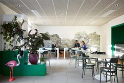 The Social Hub Paris La Defense