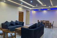 Fantastic Three Bed Apartment B&B