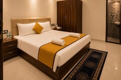 The Awadh Select