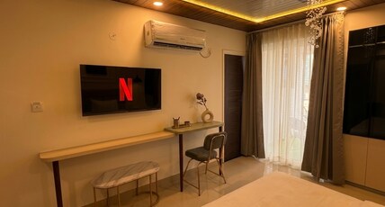 Astra Luxe - Meraki Stays II 2mins from Railway Station, C Scheme Room Type - Astra Luxe Studio - Premium
