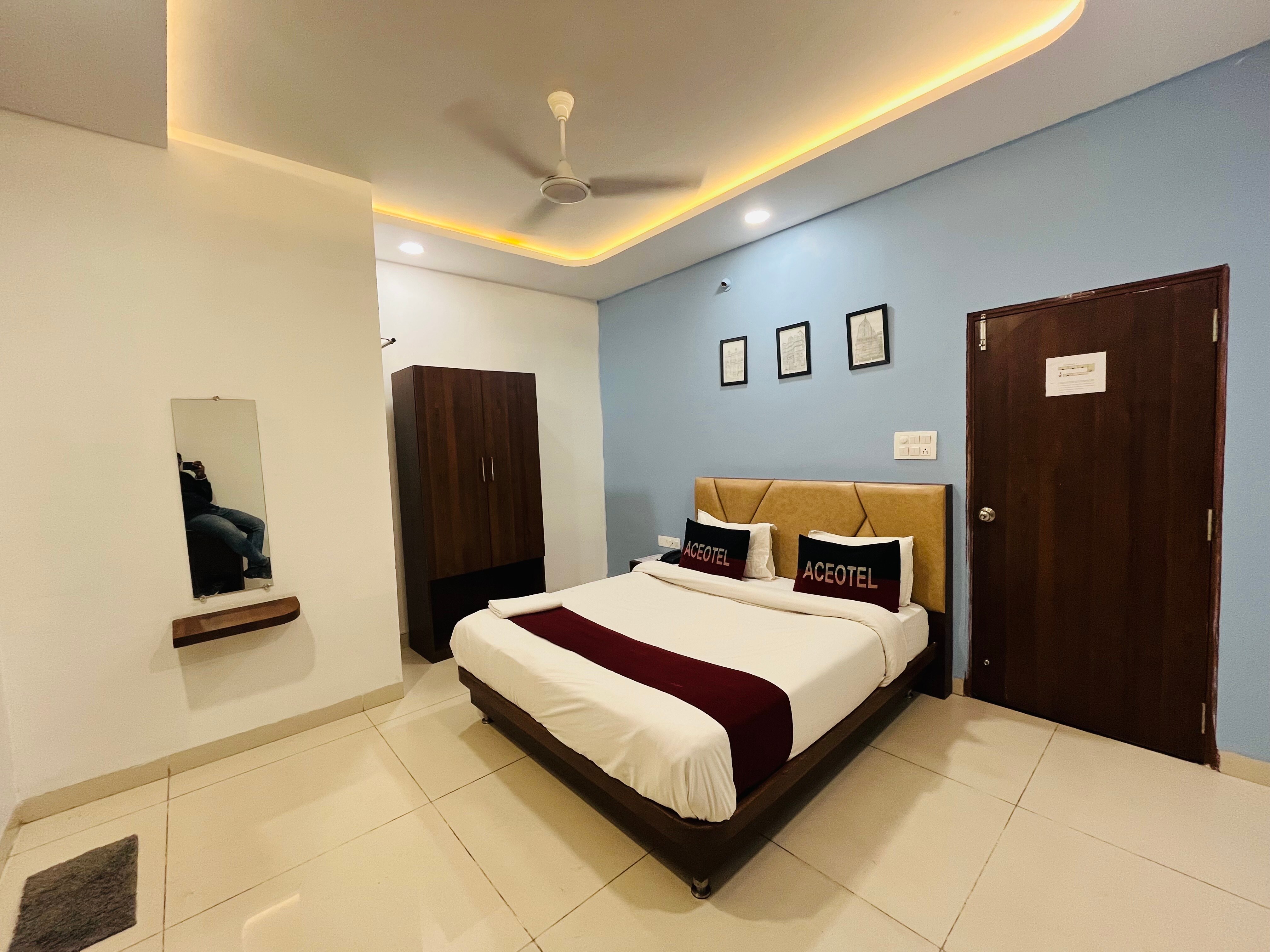 Hotel RM Vijay Nagar - Tap to explore photos