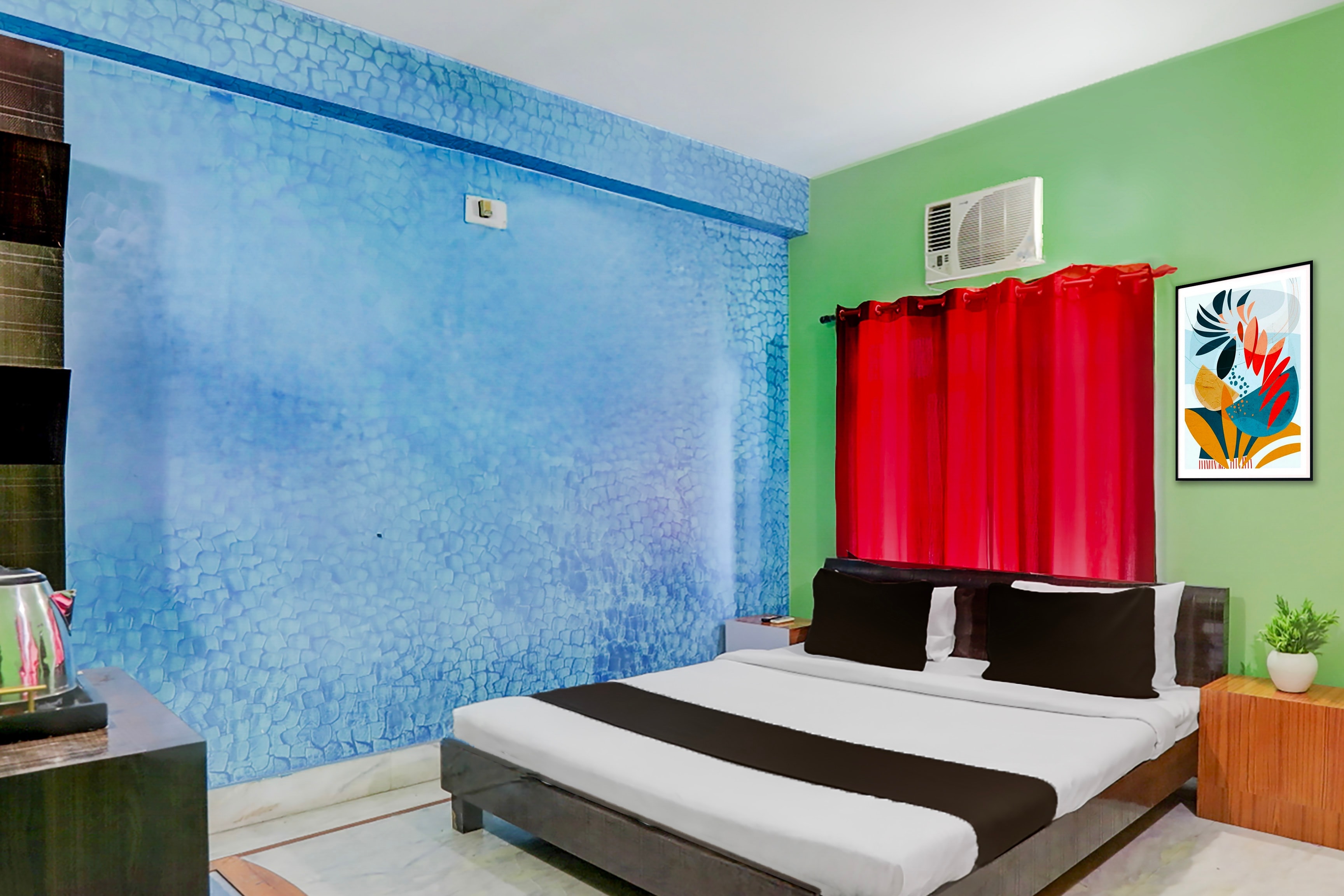 Super Collection O Chhapra Railway Junction Formerly Hotel City Palace - Tap to explore photos