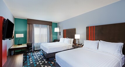 Holiday Inn Express & Suites Perryton Room Type - 1 King Bed Standard Comm Access