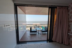 Hotel 3 Brothers (Beach View)