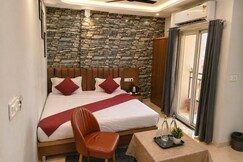 Address of The Mayfair Hotel