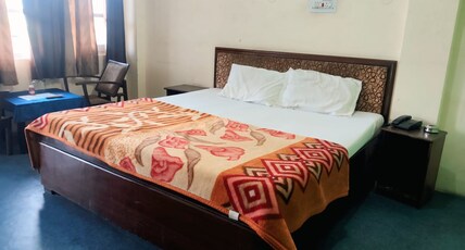Trekkers Nest Hotel Room Type - SEMI DELUXE
