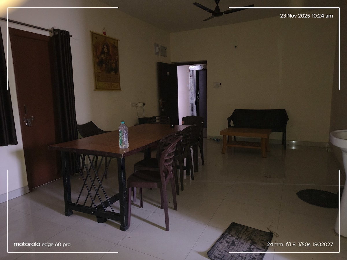 Furnished 3BHK Flat Saraidhela For Family Friend - Tap to explore photos