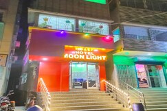 HOTEL MOON LIGHT