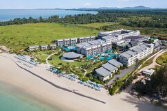 Le Meridien Khao Lak Resort & Spa