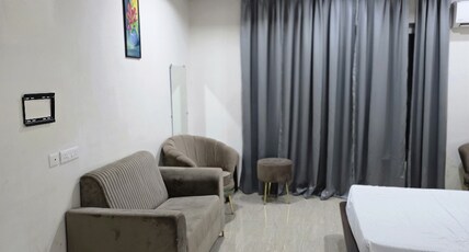 Shri Harichand hotel Room Type - Deluxe Room with Air Conditioning