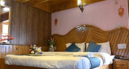 The Castle Room Type - Bedroom 1