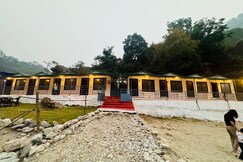 Kingfisher River Resort