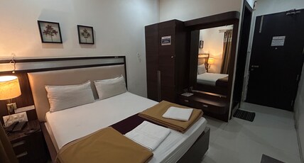 Hotel Shalimar Inn Room Type - Deluxe AC Room