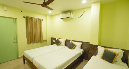Icon vista hotel Room Type - Deluxe Room