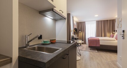 Garner Hotel BERLIN - WILMERSDORF Room Type - 1 Queen Standard Kitchenette