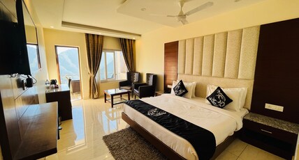 MERIDIAN BLU Room Type - Himalayan View Balcony Room