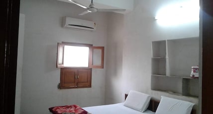 Hotel Manan Room Type - Non AC Room Hotel Manan Room Type - Non AC Room