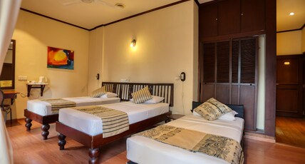 Colombo City Hotel Room Type - Deluxe Room