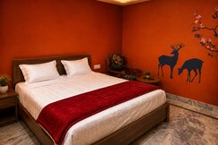 ARYA RESIDENCY LODGING AND BOARDING