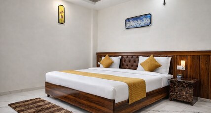ROYAL CENTRAL HARIDWAR Room Type - DELUXE ROOM