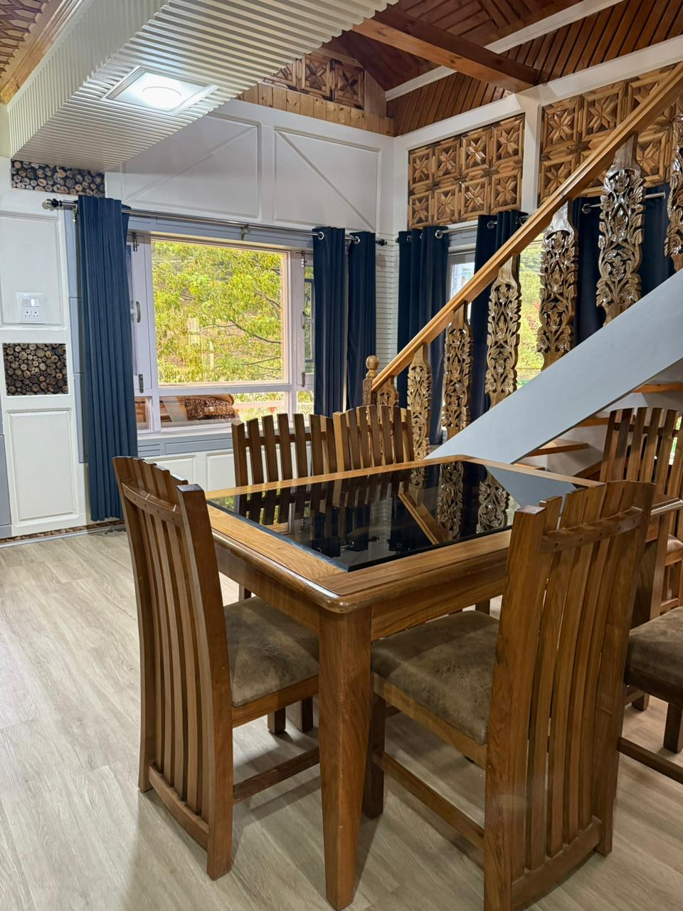 Sultan Riverfront Escape Spacious 3BR Cottage - Tap to explore photos