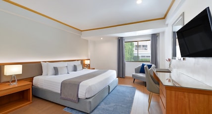 The Beverly Hotel Pattaya Room Type - Modern Superior Room The Beverly Hotel Pattaya Room Type - Modern Superior Room