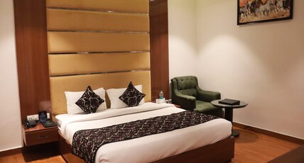 Grand Geet Hotel Room Type - Deluxe Room