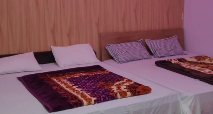 Trishul Inn by StayApart Room Type - Quard Room