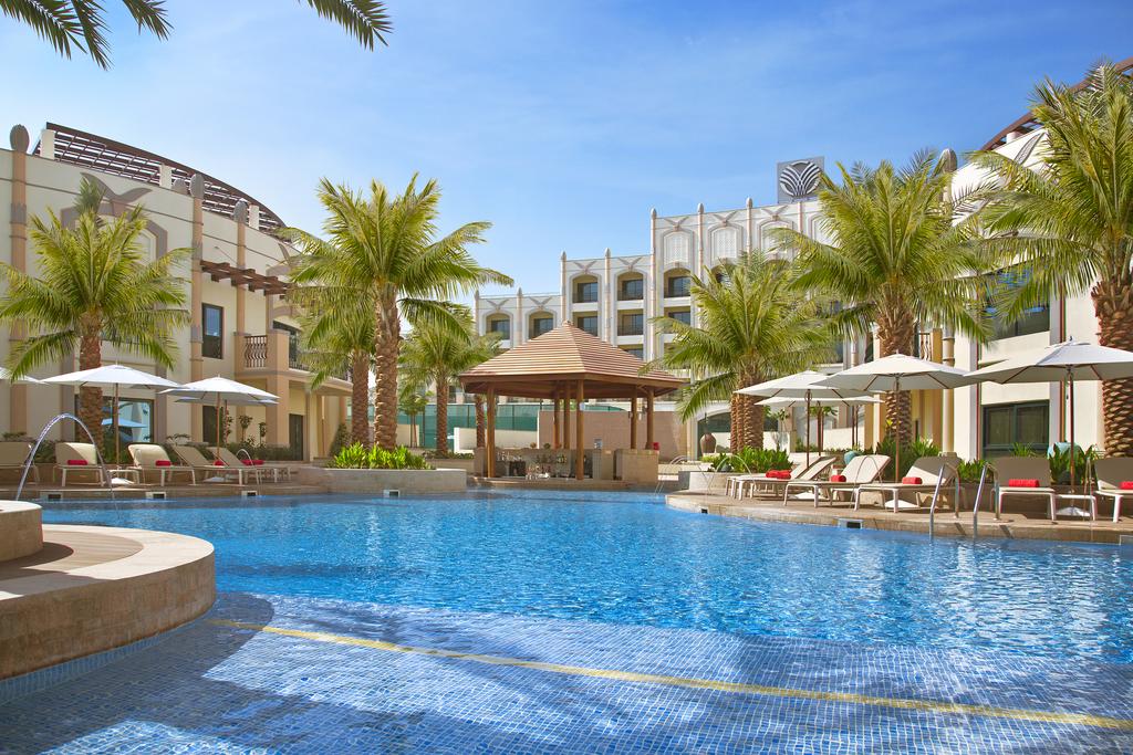 Al Ain Rotana - Tap to explore photos