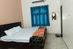 Shree Radhe Radhe Garden / Ayodhya Dham