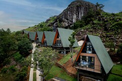 Cliff and Cloud Resort