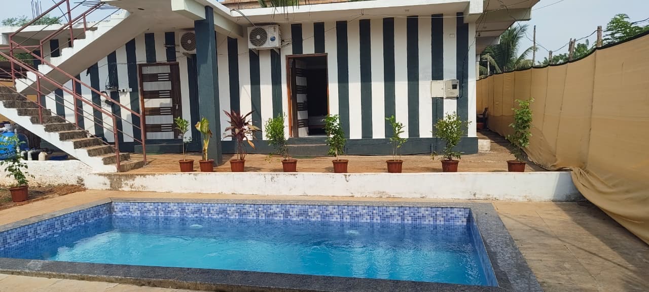 SAI HOMESTAY ARAMBOL - Tap to explore photos