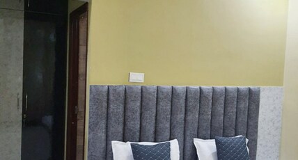 Shree Nanda  Guest House Room Type - Bedroom 104