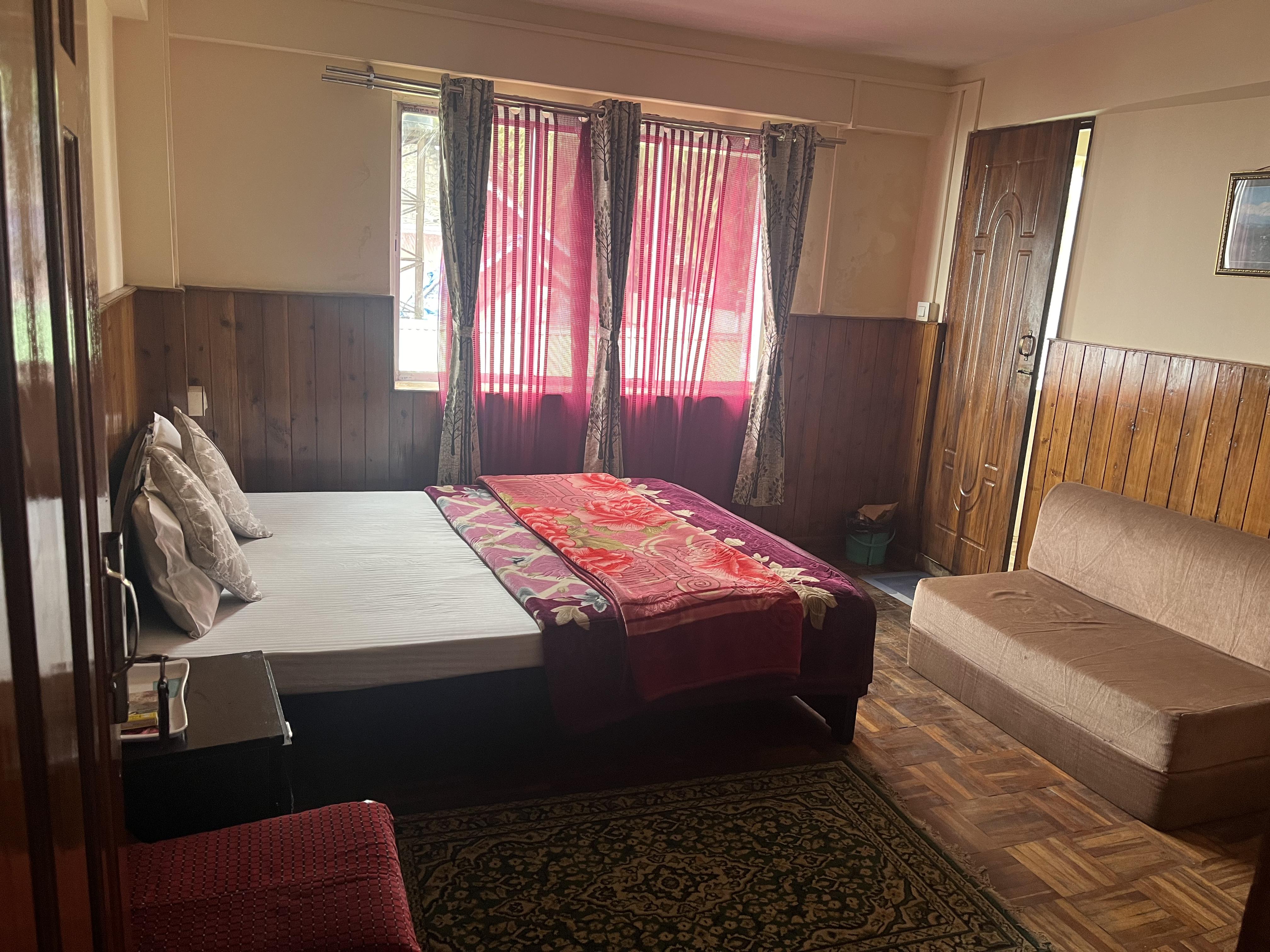 White Tara Anex Homestay - Tap to explore photos