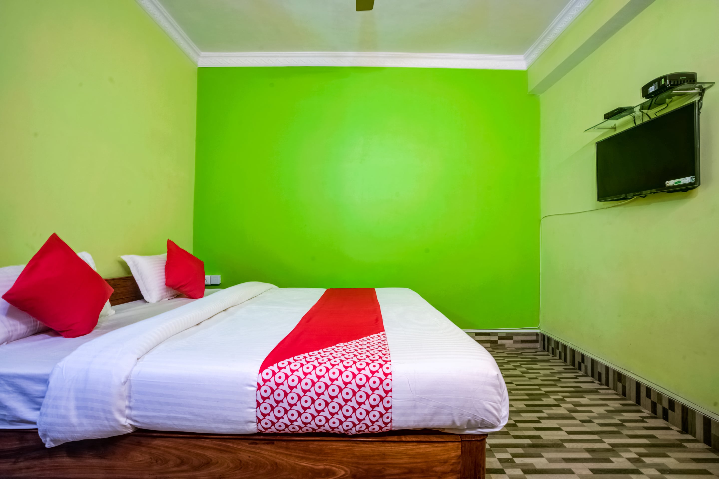 Hotel O Chabi Plaza - Tap to explore photos