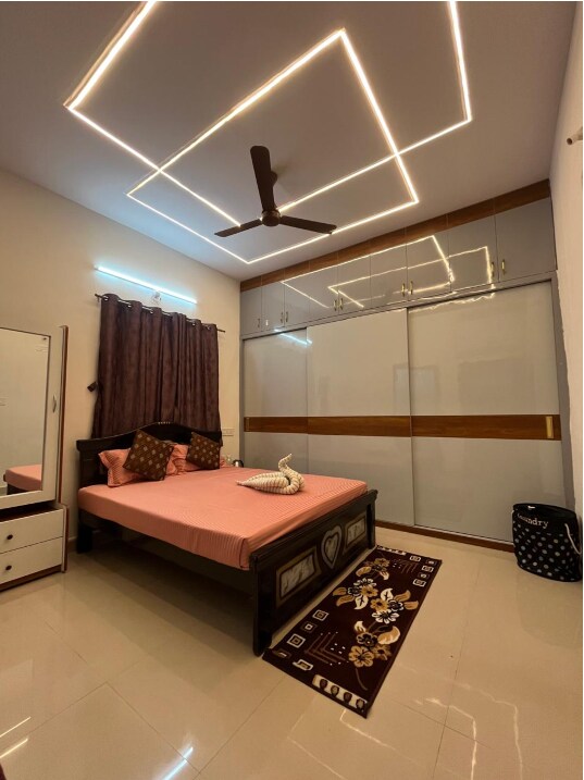 Comfort stay luxury Rooms - Tap to explore photos