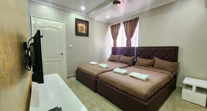 Hotel Rieejh Room Type - Premier Triple AC