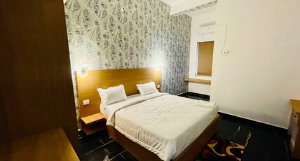 Hotel B P Emerald Room Type - STANDARD ROOM