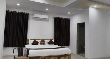 Hotel Yaduraj Room Type - Family Suite