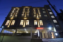 Hotel Majestic Pearl Near Railway Station