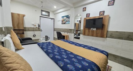 HOTEL GATEWAY OF KASHI Room Type - SEMI PREMIUM ROOM