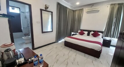 Rajgarh Heritage | Swimming Pool | Rooms & Restaurant | Resort in Kumbhalgarh. Room Type - Deluxe Room With Balcony