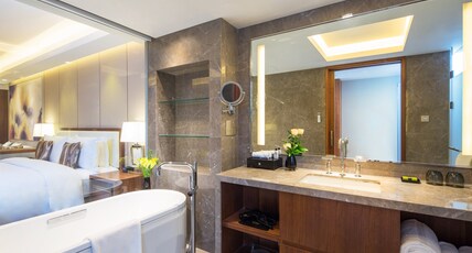 InterContinental Jinan City Center Room Type - 1 King Premium City View Club Lounge Access