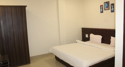 Hotel Dev Palace Room Type - Standard Room