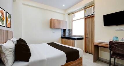 Super Townhouse Sector 18 Udhyog Vihar Room Type - Classic