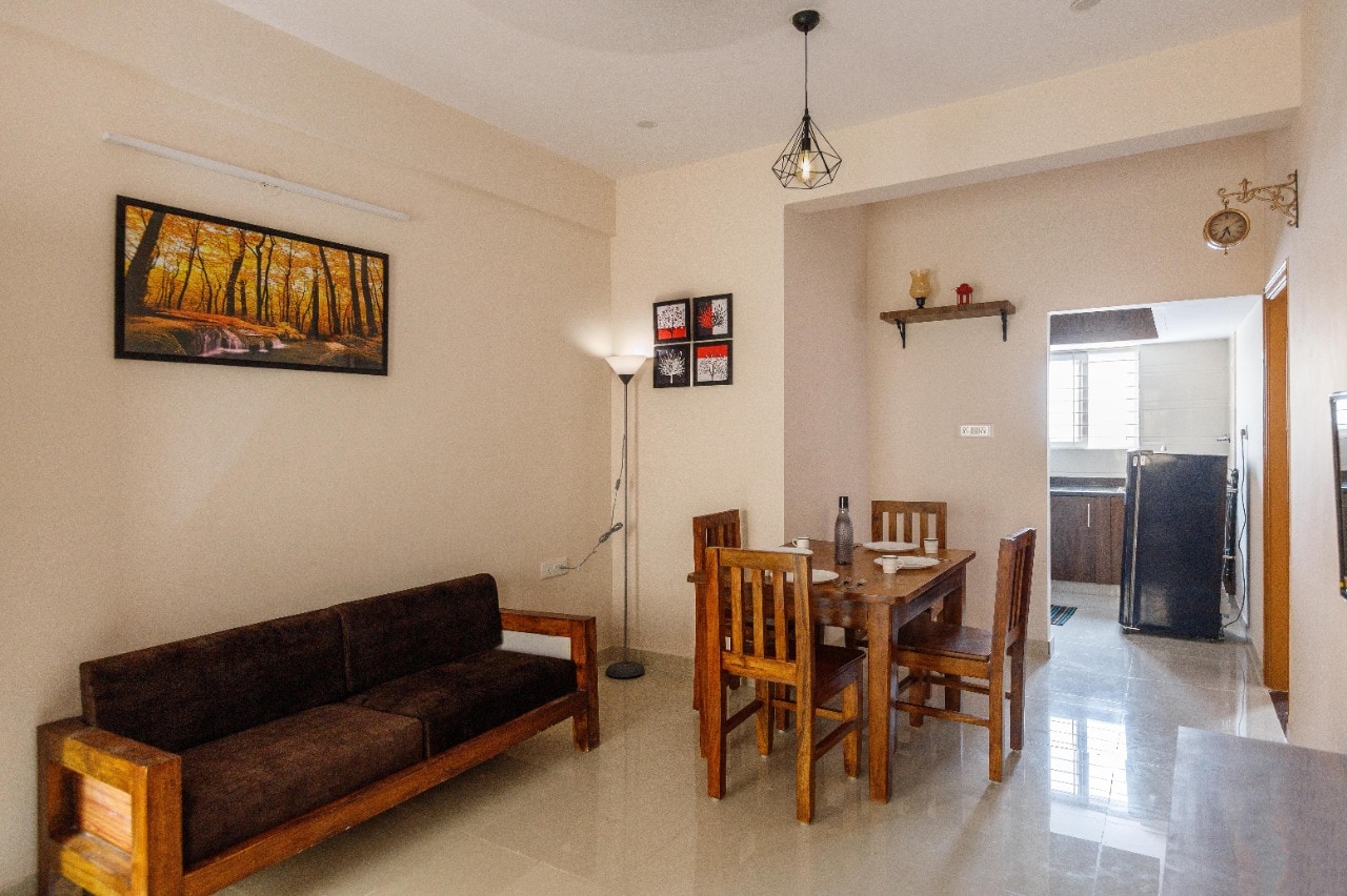 Ground floor Private studio Apt - Tap to explore photos