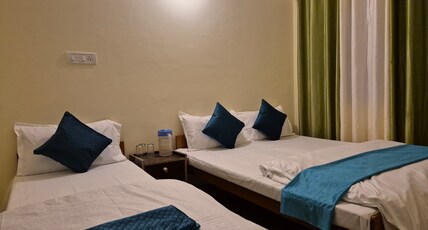 Maa Saraswati Hotel Room Type - Triple Sharing