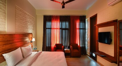 The Town House Room Type - DELUXE Room
