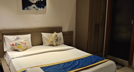 Hotel Four Seasons Room Type - Bedroom 2